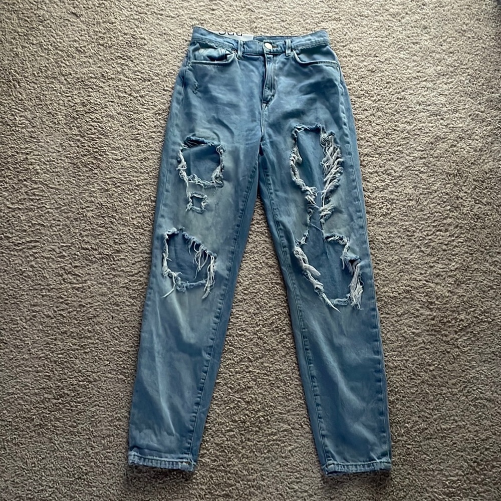 Distressed High Waisted Jeans